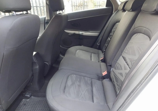 Kia Ceed cena 32800 przebieg: 194000, rok produkcji 2014 z Sulechów małe 379